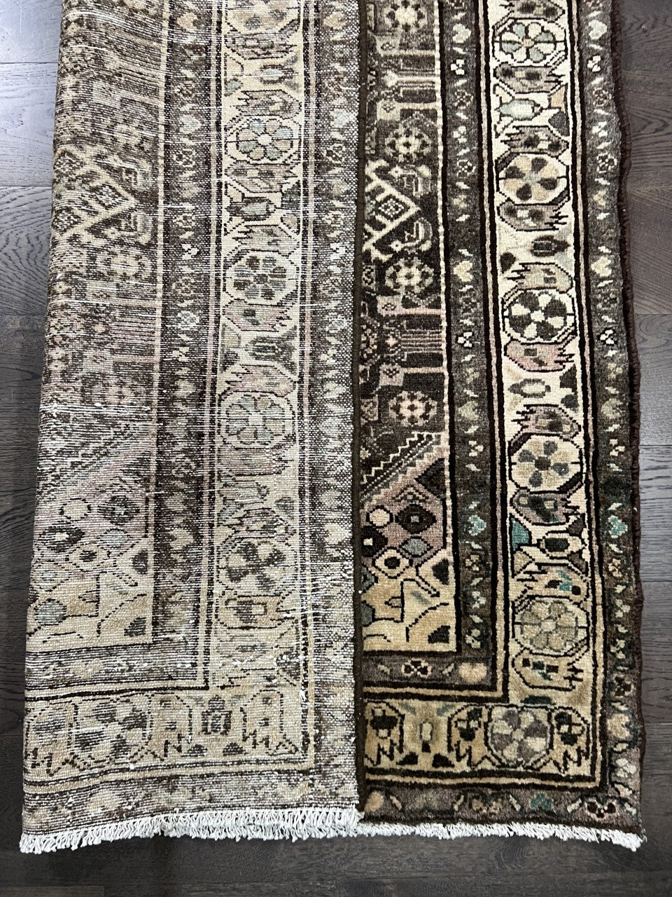 Stunning old Handmade Malayer Runner - Hakiemie Rug Gallery