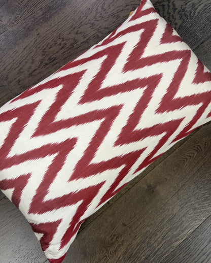 Wonderful new Handmade Uzbek Ikat Silk cushion - Hakiemie Rug Gallery