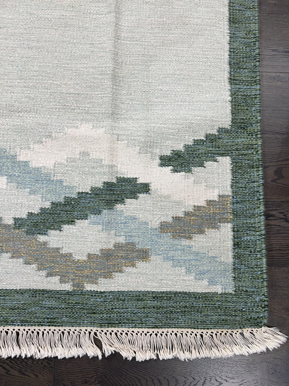 Amazing Swedish Kilim decorative rug - Hakiemie Rug Gallery