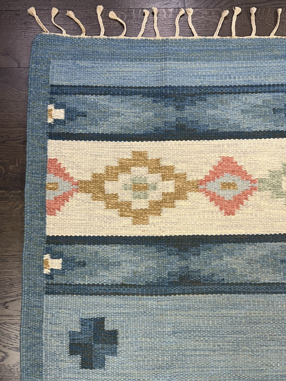 Amazing Swedish Kilim decorative rug - Hakiemie Rug Gallery