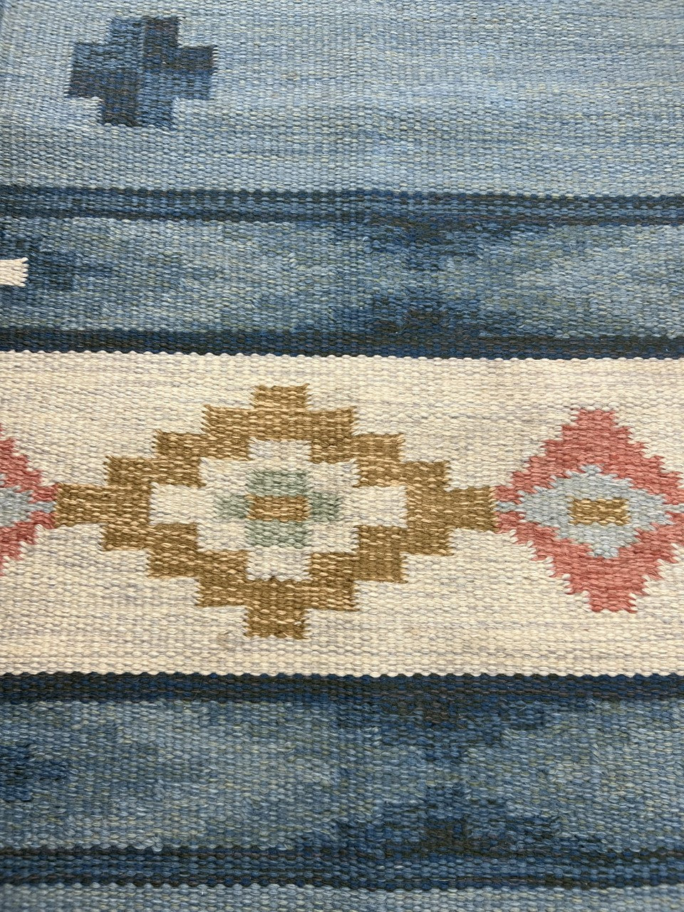 Amazing Swedish Kilim decorative rug - Hakiemie Rug Gallery