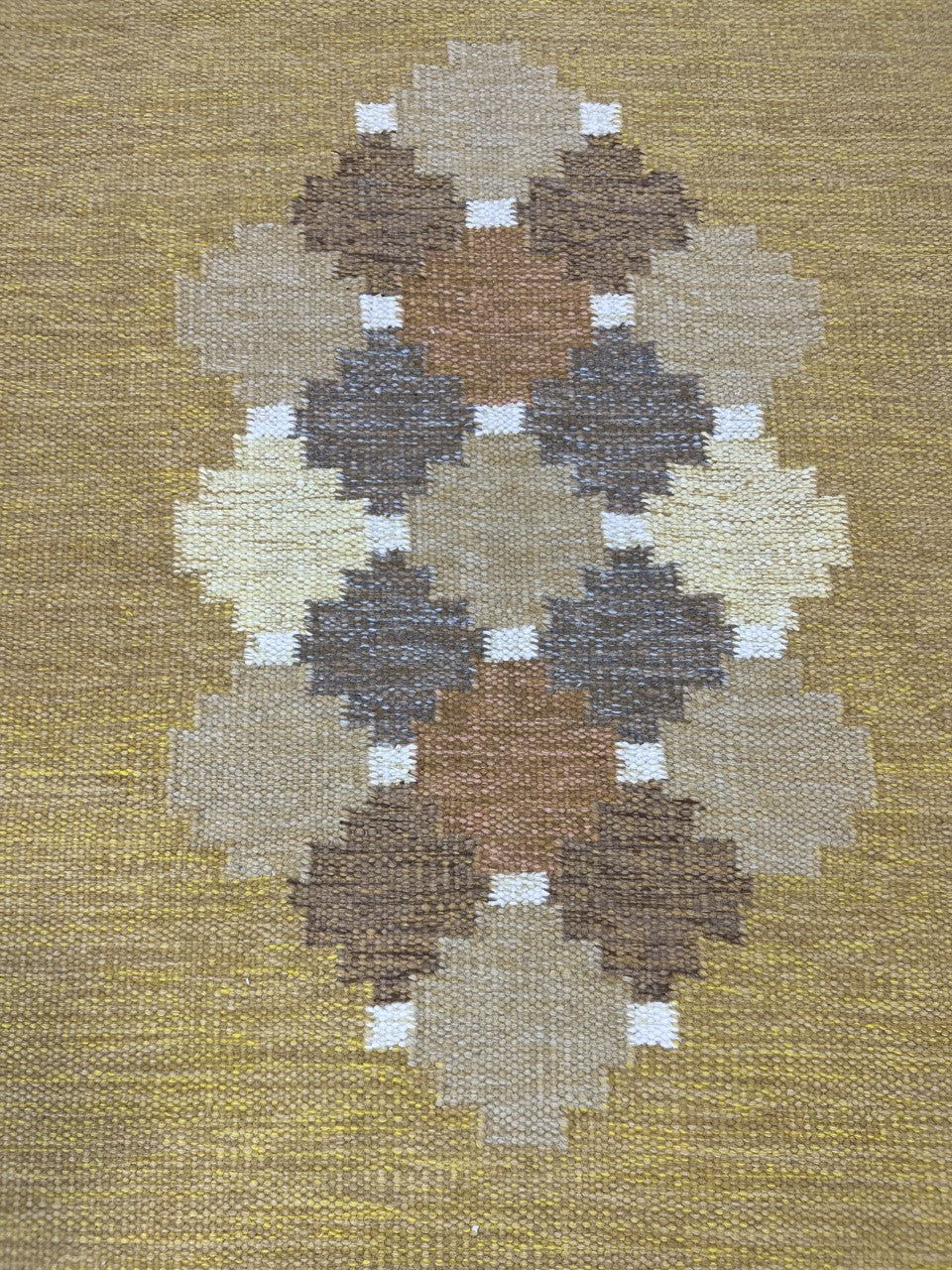 Wonderful Swedish Kilim decorative rug - Hakiemie Rug Gallery