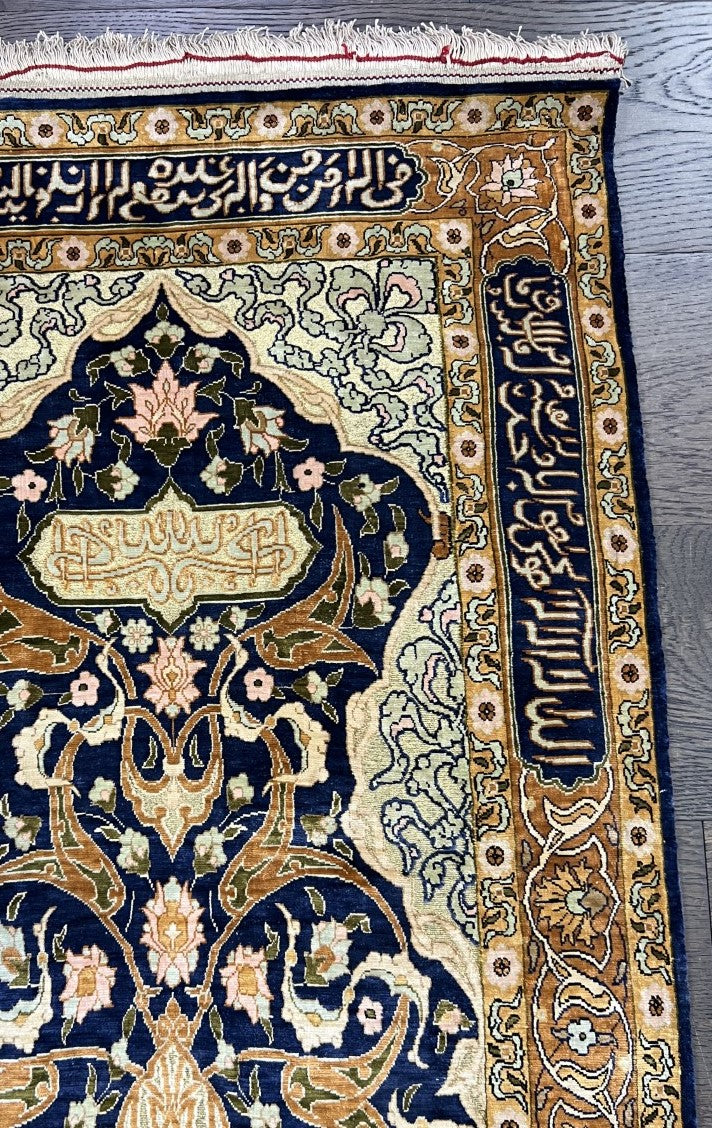 Stunning vintage Handmade Turkish Hereke silk rug - Hakiemie Rug Gallery