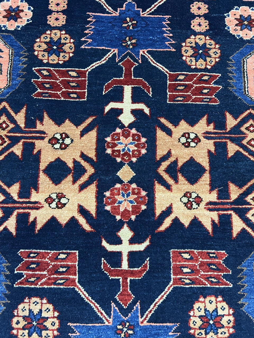 Amazing vintage Handmade Caucasian Shirwan rug - Hakiemie Rug Gallery