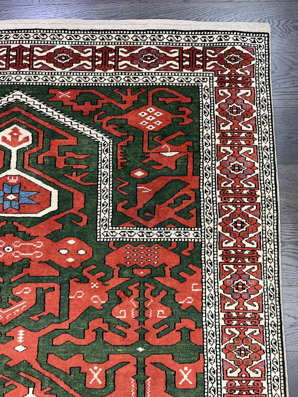 Beautiful vintage Handmade Caucasian Shirwan rug - Hakiemie Rug Gallery