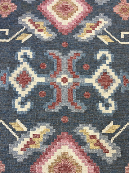 Beautiful Swedish Kilim decorative rug - Hakiemie Rug Gallery