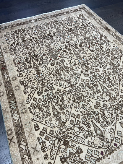 Wonderful vintage Afshar rug - Hakiemie Rug Gallery