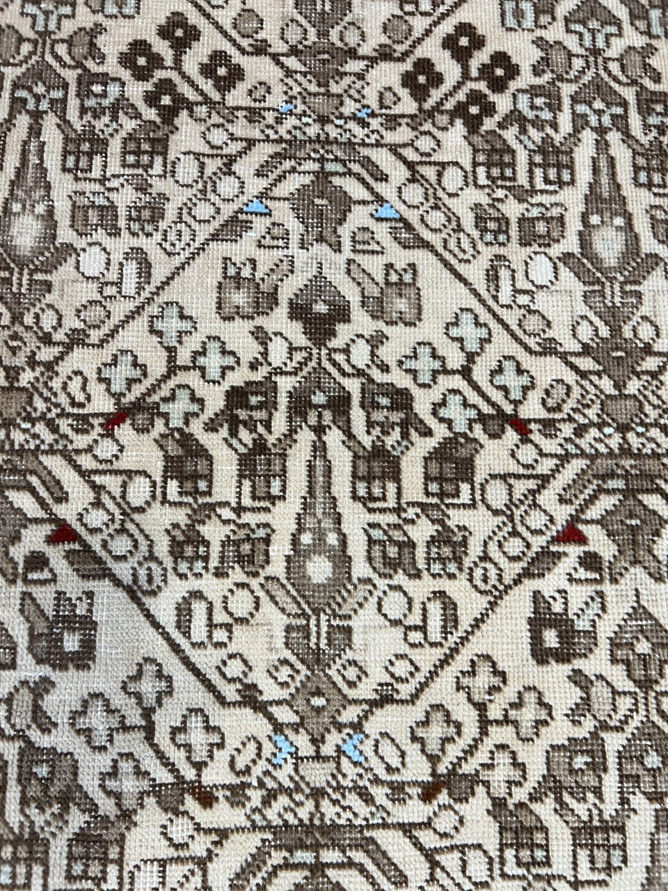 Wonderful vintage Afshar rug - Hakiemie Rug Gallery