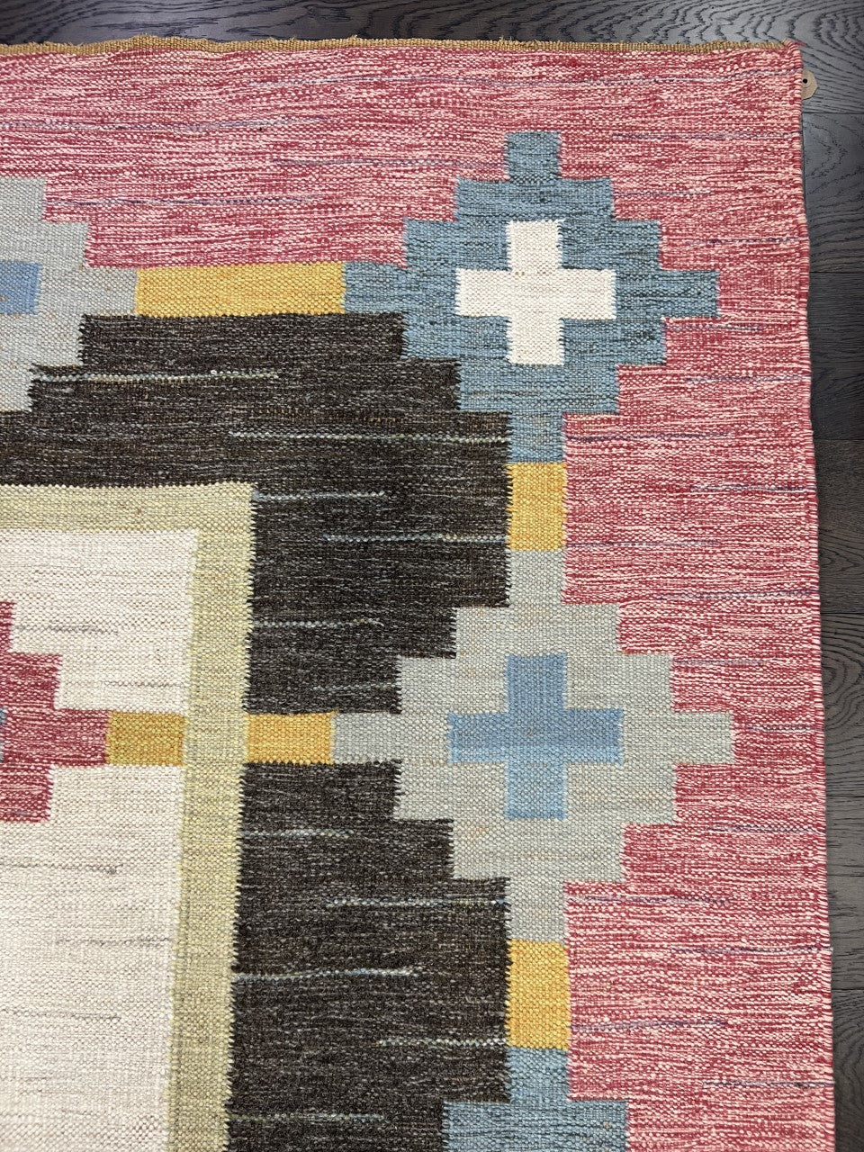 Beautiful Antique Swedish Kilim decorative rug