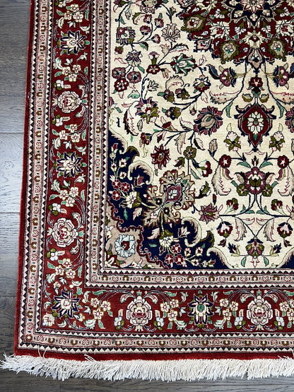 Wonderful vintage decorative Persian qom silk rug. - Hakiemie Rug Gallery