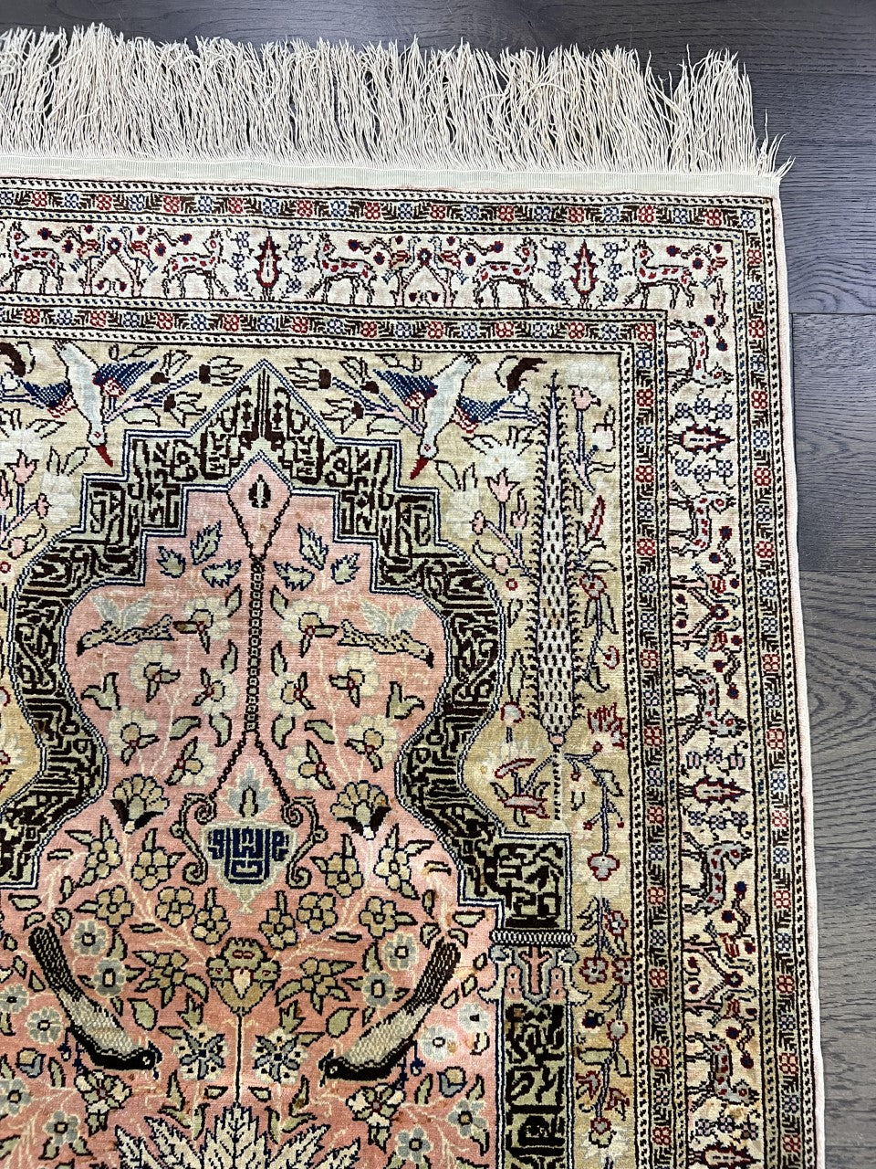 Amazing vintage decorative Turkish silk rug - Hakiemie Rug Gallery