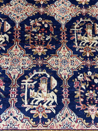 Wonderful vintage decorative silk rug - Hakiemie Rug Gallery