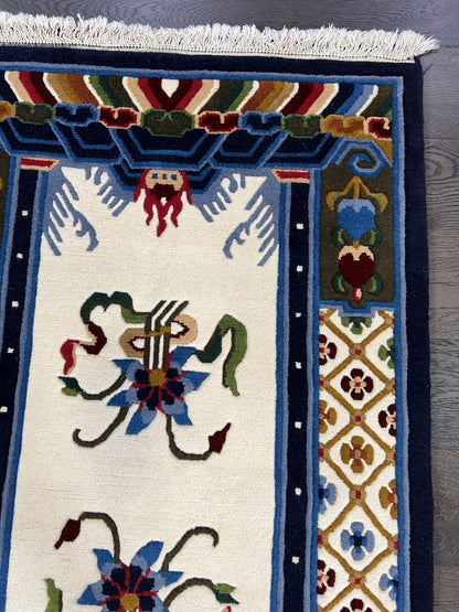 Wonderful vintage handmade Chinese rug - Hakiemie Rug Gallery