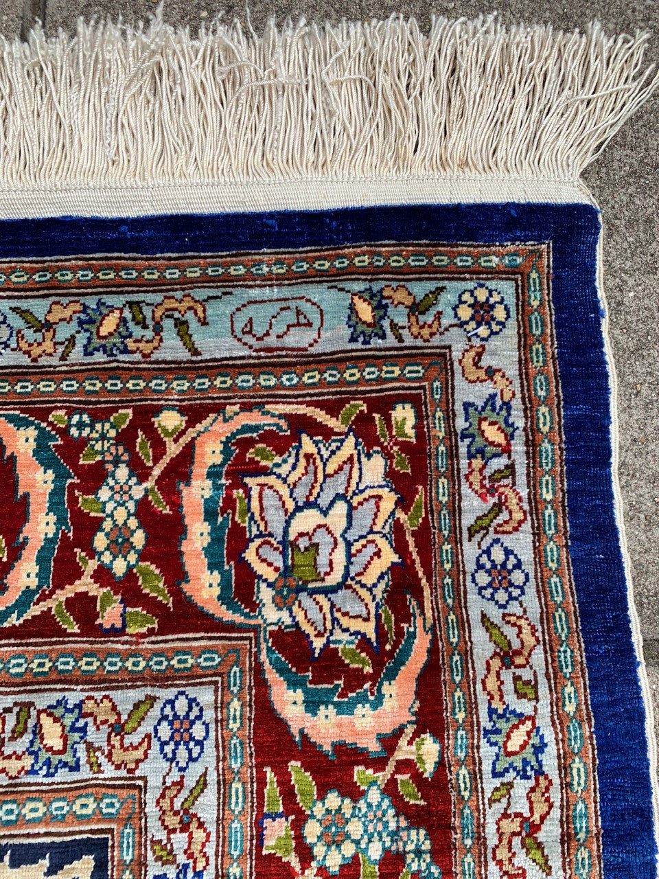 Amazing vintage Handmade Turkish Hereke silk rug - Hakiemie Rug Gallery